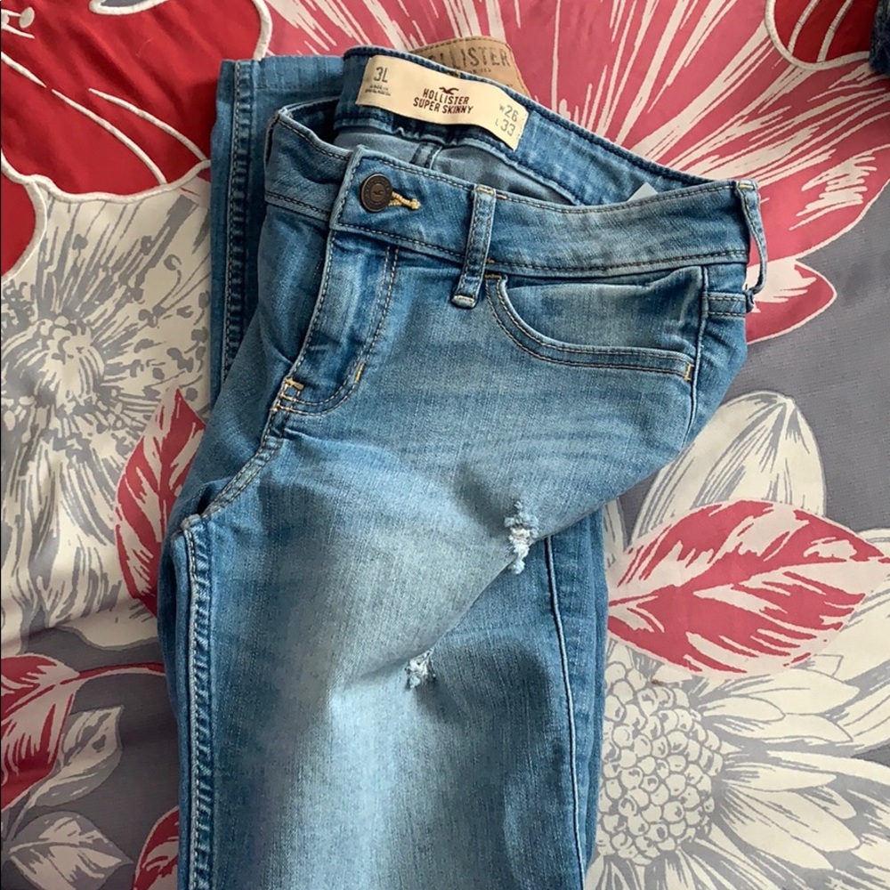 Hollister Jean
